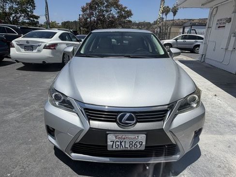 Used 2014 Lexus CT 200h FWD image 8