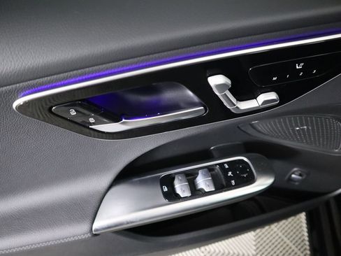 Certified 2025 Mercedes-Benz C 300 Sedan image 23