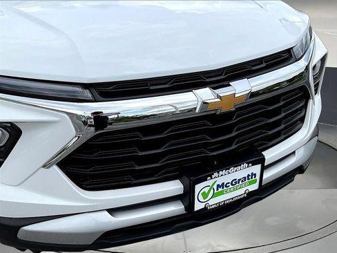 Used 2025 Chevrolet TrailBlazer LT FWD image 34