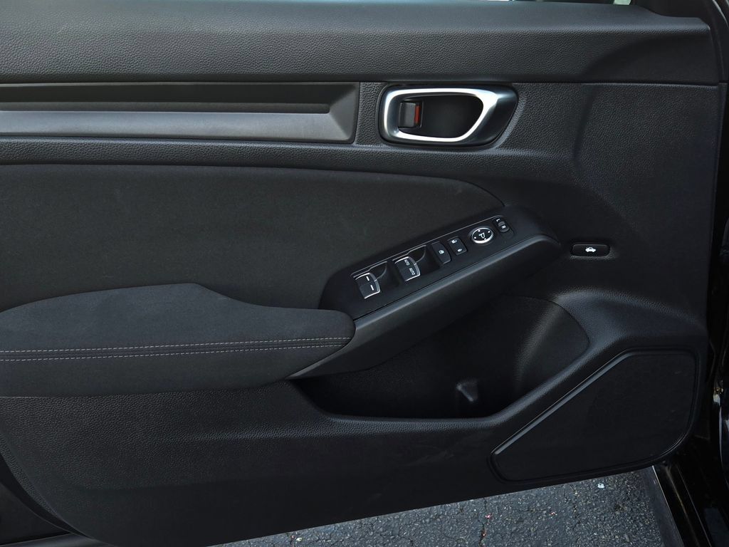 Used 2022 Honda Civic Sport image 10