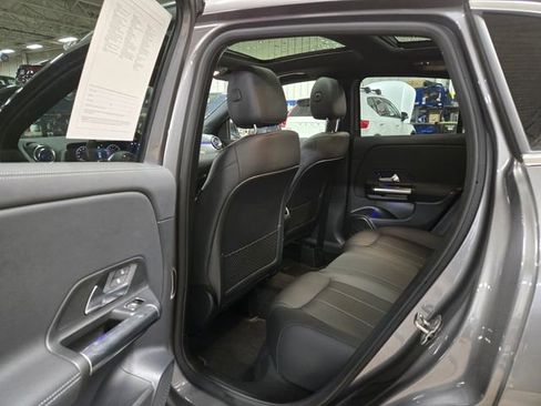 Certified 2025 Mercedes-Benz GLA 250 4MATIC image 6