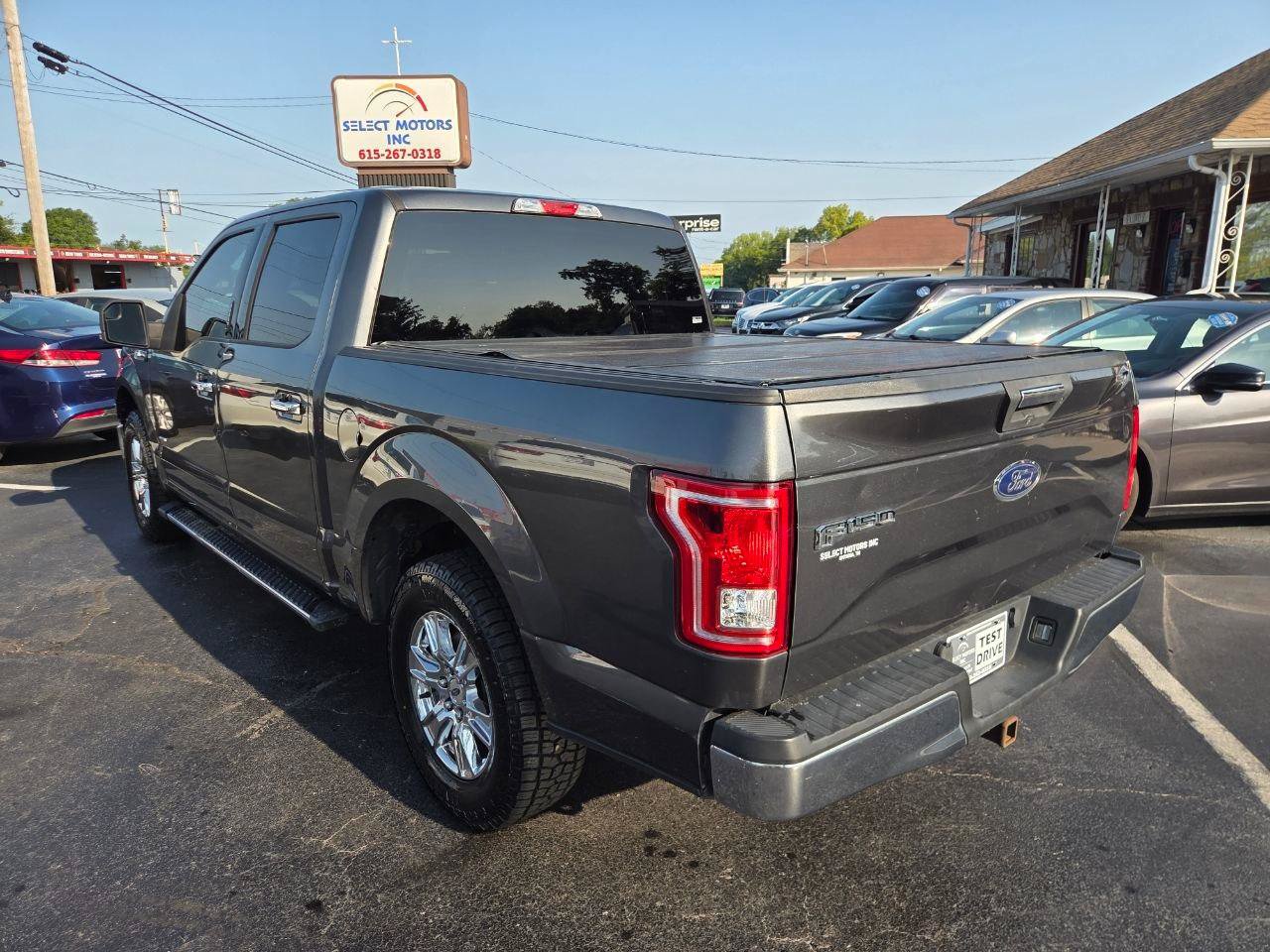 Used 2017 Ford F150 XLT w/ Equipment Group 301A Mid RWD image 4