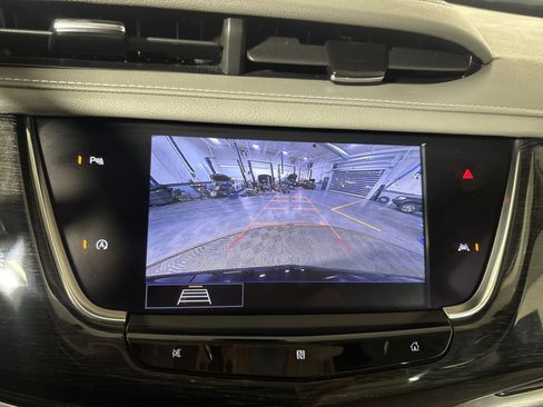 Used 2020 Cadillac XT6 Premium Luxury w/ LPO, Floor Liner Package image 19