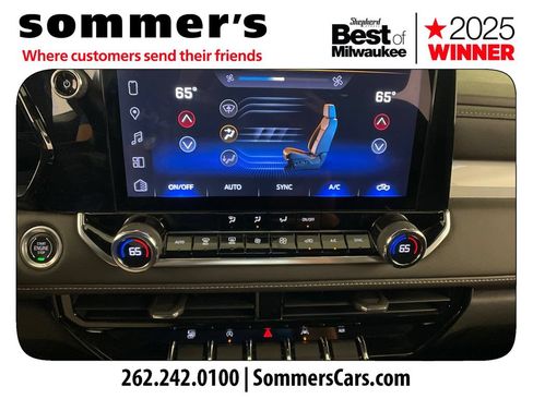 Used 2023 Chevrolet Colorado LT w/ LT Convenience Package AWD/4WD image 16
