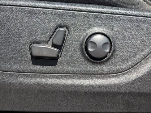 Certified 2022 RAM 1500 Big Horn image 11