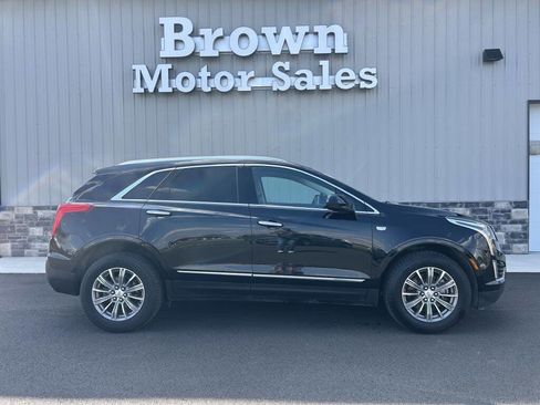 Used 2017 Cadillac XT5 Luxury w/ Driver Awareness Package AWD/4WD image 2