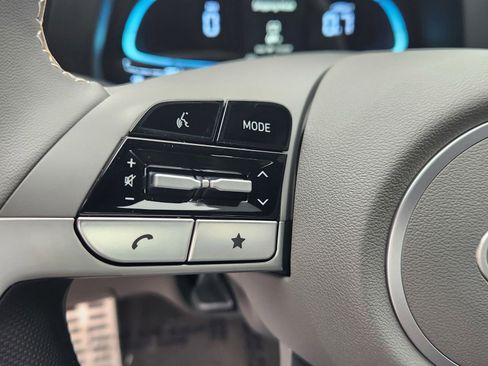 New 2026 Hyundai Elantra Sport image 13