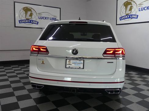 Used 2021 Volkswagen Atlas SE w/ Panoramic Sunroof Package AWD/4WD image 8