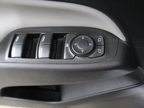 Used 2022 Chevrolet Equinox LS w/ LS Convenience Package FWD image 33