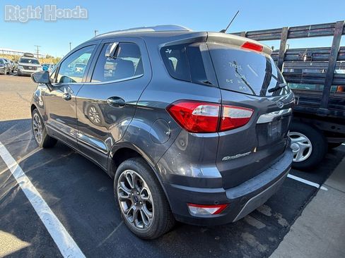 Used 2021 Ford EcoSport Titanium image 3