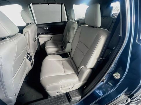 Used 2020 Honda Pilot Touring image 27