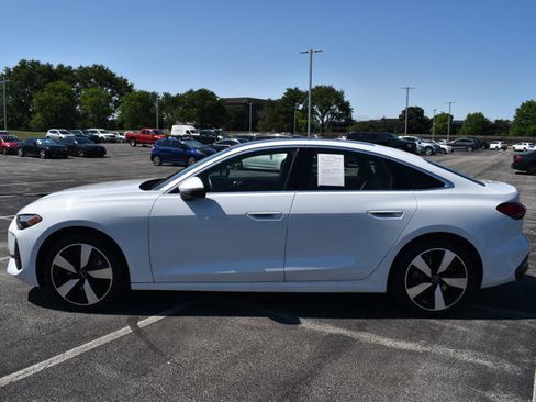 Used 2025 Audi A5 2.0T Prestige w/ 19" Wheel Package AWD/4WD image 4
