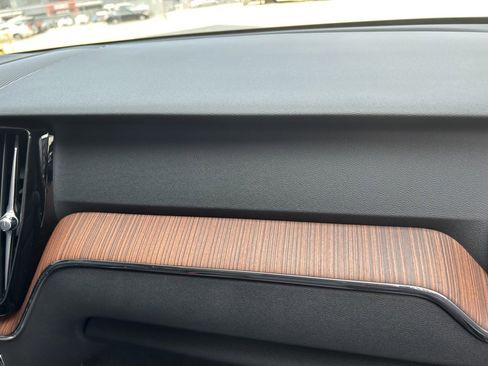 Certified 2024 Volvo XC60 T8 Plus w/ Climate Package image 23