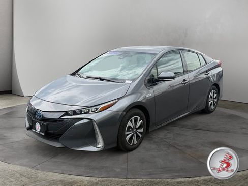 Used 2019 Toyota Prius Prime Premium FWD image 1