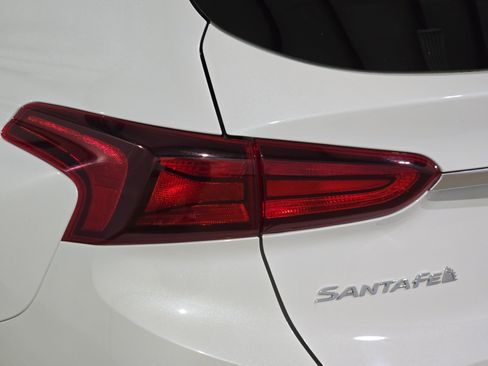Used 2020 Hyundai Santa Fe SEL FWD image 29
