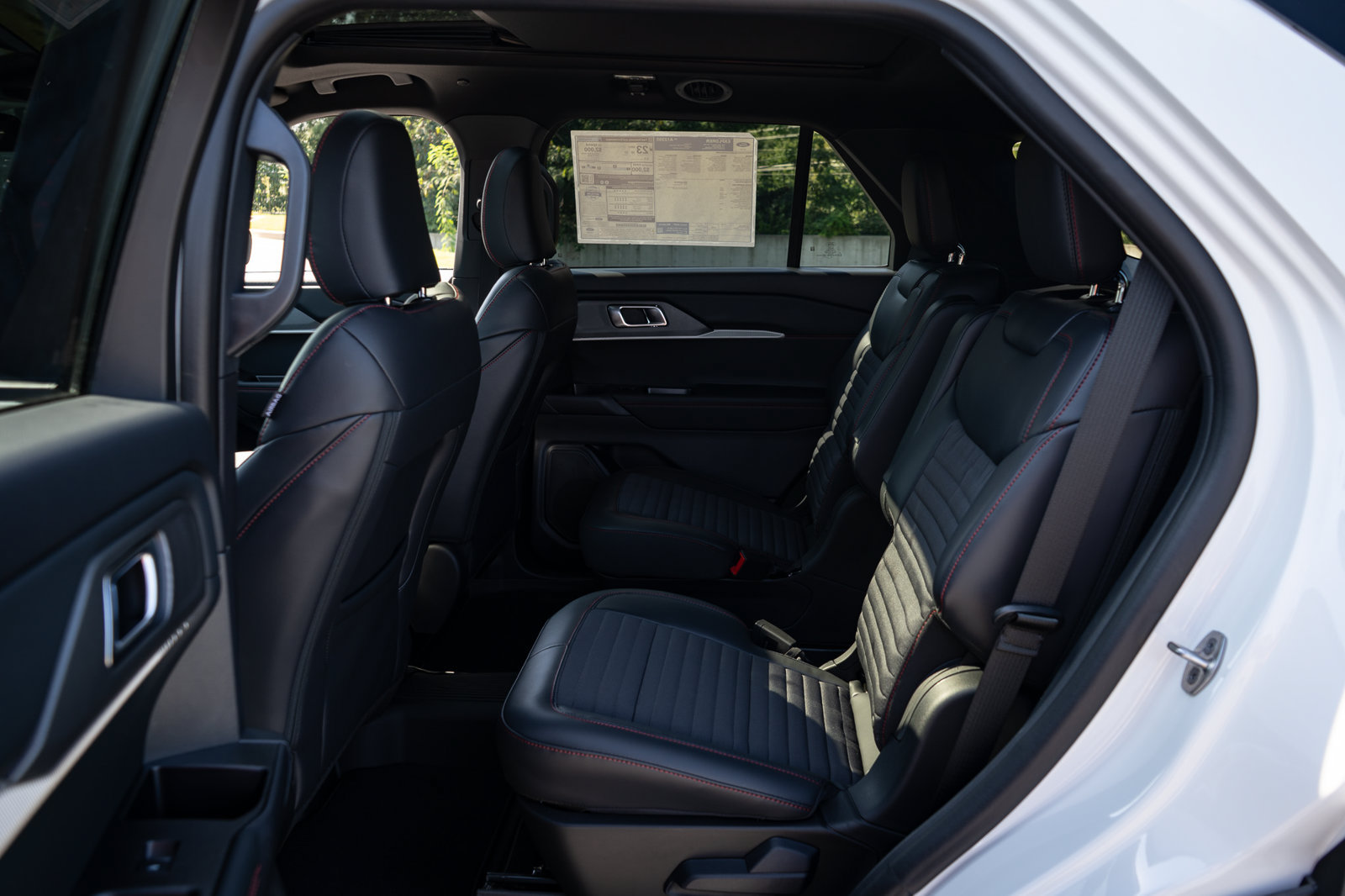 New 2027 Ford Explorer ST-Line w/ Premium Package AWD/4WD image 19