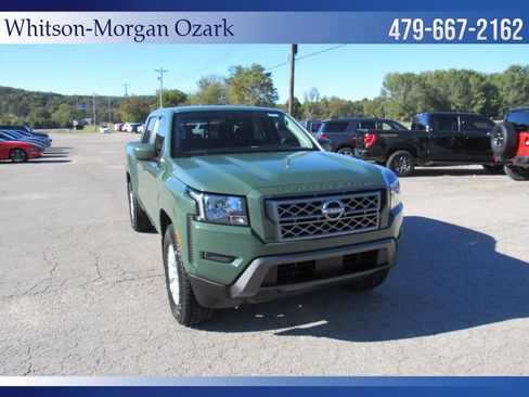 Used 2022 Nissan Frontier SV image 17