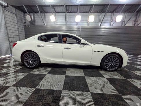 Used 2020 Maserati Ghibli S Q4 AWD/4WD image 9