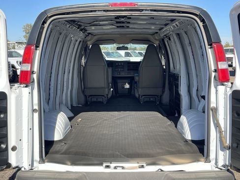 New 2025 GMC Savana 2500 Extended w/ Driver Convenience Package RWD image 25