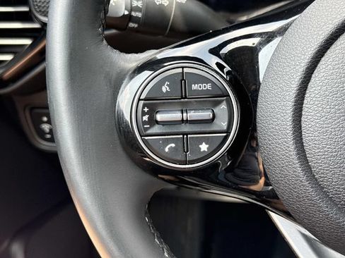 Used 2023 Kia Soul EX FWD image 25