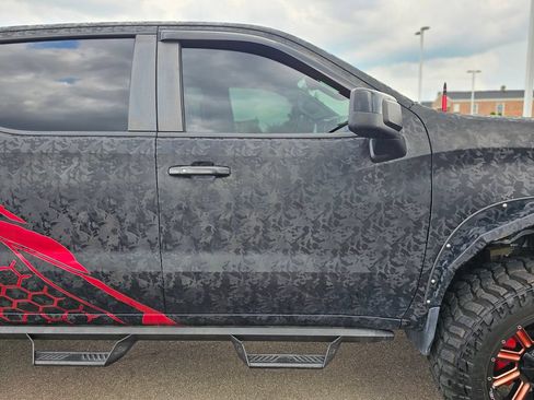 Used 2020 Chevrolet Silverado 1500 RST AWD/4WD image 22