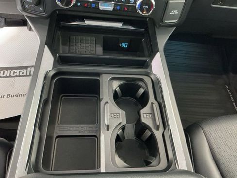 Certified 2025 Ford F350 Lariat w/ FX4 Off-Road Package image 22