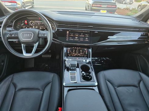Used 2025 Audi Q7 3.0T Premium Plus image 11