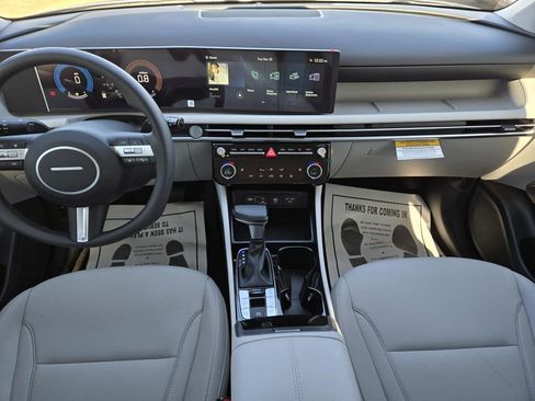 New 2026 Hyundai Tucson SEL image 18