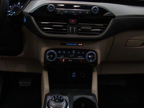 Used 2021 Ford Escape SE w/ Cold Weather Package image 23