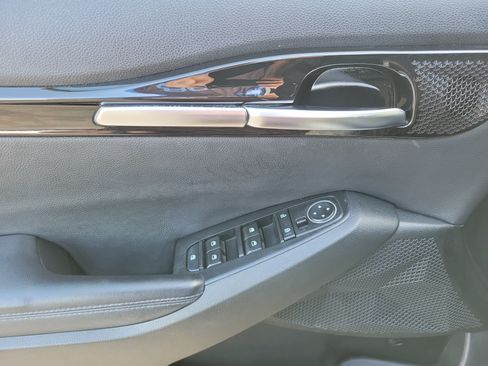 Used 2023 Kia Seltos S FWD image 24