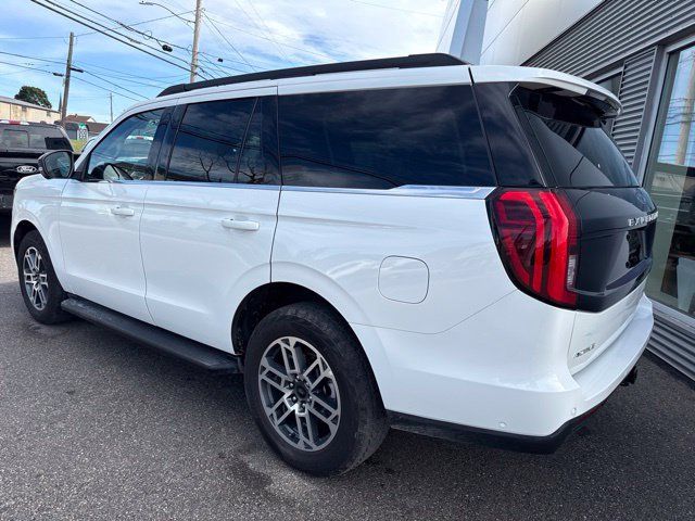 Used 2025 Ford Expedition Active AWD/4WD image 8
