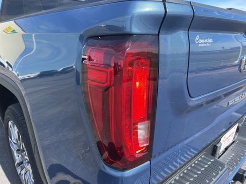 Used 2024 GMC Sierra 1500 Denali Ultimate image 11
