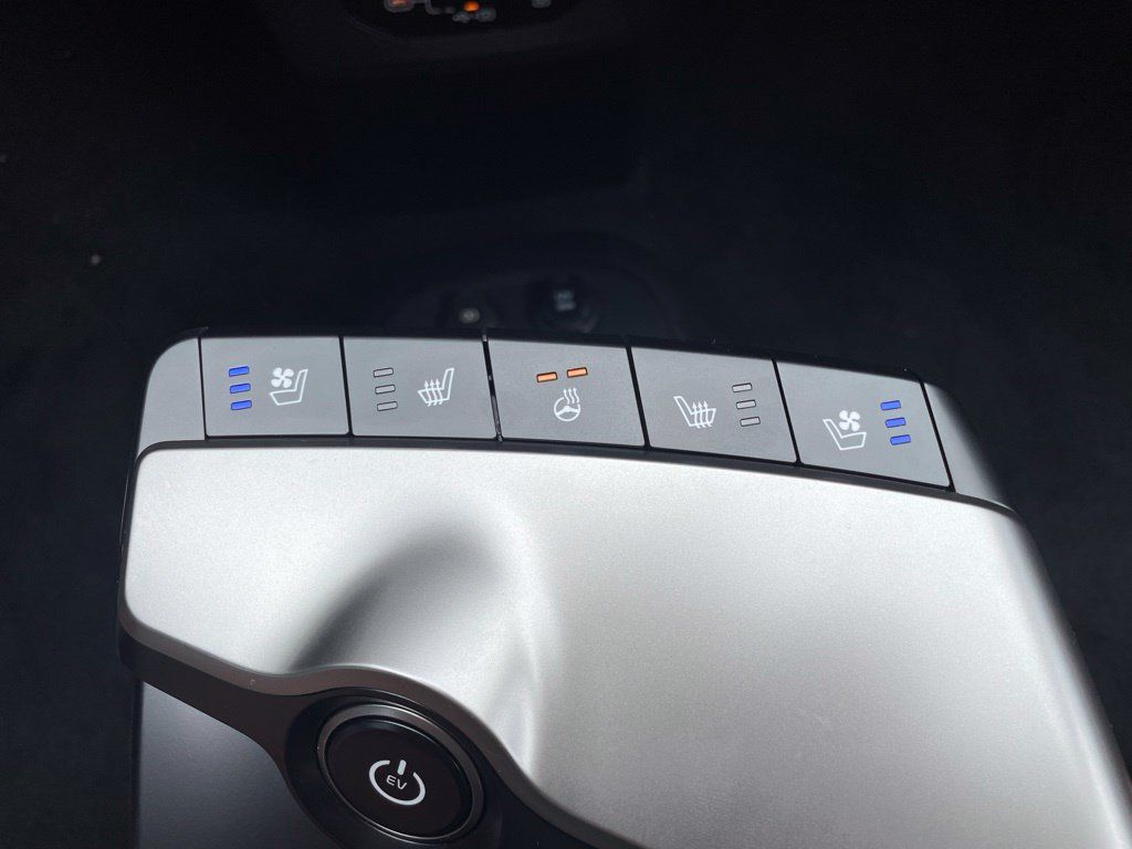 New 2026 Kia EV6 Wind AWD/4WD image 21