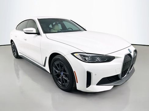 Certified 2023 BMW i4 eDrive35 RWD image 3