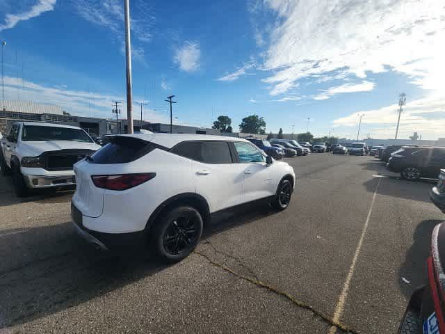 Used 2021 Chevrolet Blazer LT FWD image 10