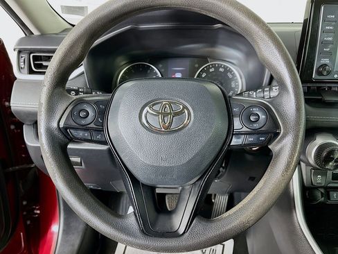 Used 2021 Toyota RAV4 XLE image 14