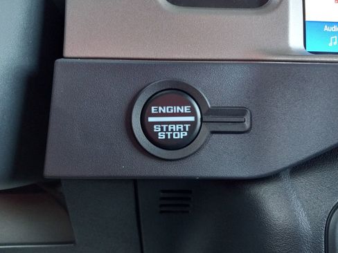 Used 2025 Ford Bronco Outer Banks image 23