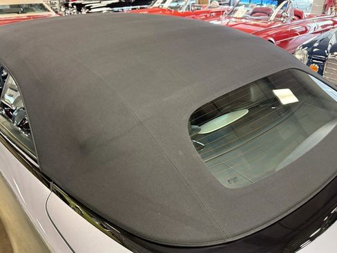 Used 2019 Rolls-Royce Dawn image 43