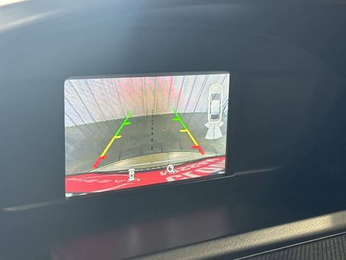 Used 2018 Ford Escape SE w/ Ford Safe & Smart Package FWD image 20