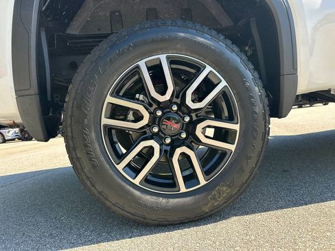 New 2026 GMC Sierra 1500 AT4 w/ AT4 Premium Package image 18