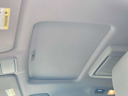 Used 2020 Honda Odyssey Elite image 24