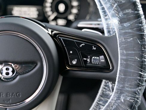 Used 2025 Bentley Continental GT Speed image 28