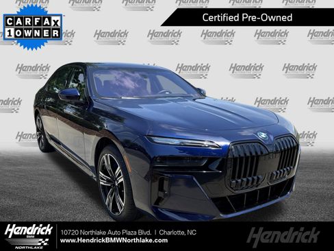 Used 2023 BMW i7 xDrive60 w/ Executive Package 2 AWD/4WD image 1