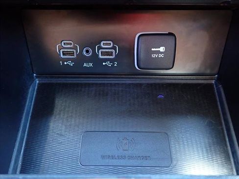 Used 2024 Jeep Grand Cherokee L Laredo AWD/4WD image 23
