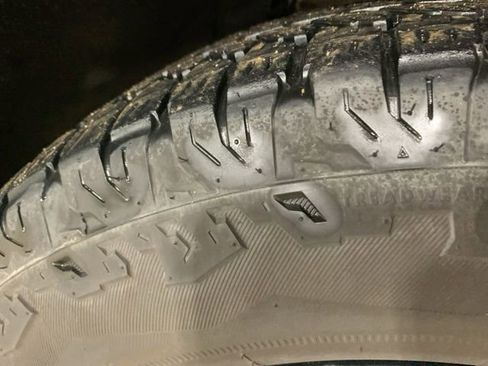 Used 2020 GMC Sierra 1500 Elevation w/ Elevation Value Package image 34