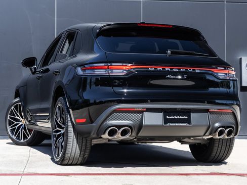 Certified 2026 Porsche Macan S AWD/4WD image 3