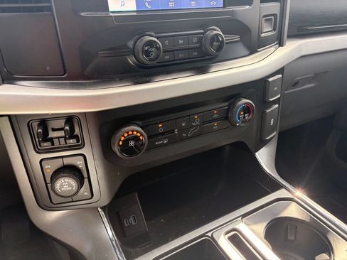 Used 2022 Ford F150 XLT AWD/4WD image 18
