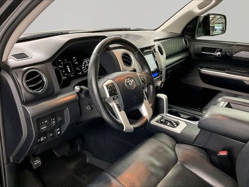 Used 2018 Toyota Tundra Platinum AWD/4WD image 17