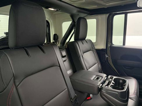 New 2026 Jeep Wrangler Unlimited Rubicon image 26