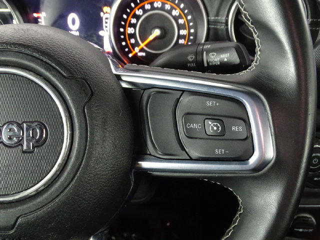 Used 2018 Jeep Wrangler Unlimited Sahara w/ Safety Group AWD/4WD image 21